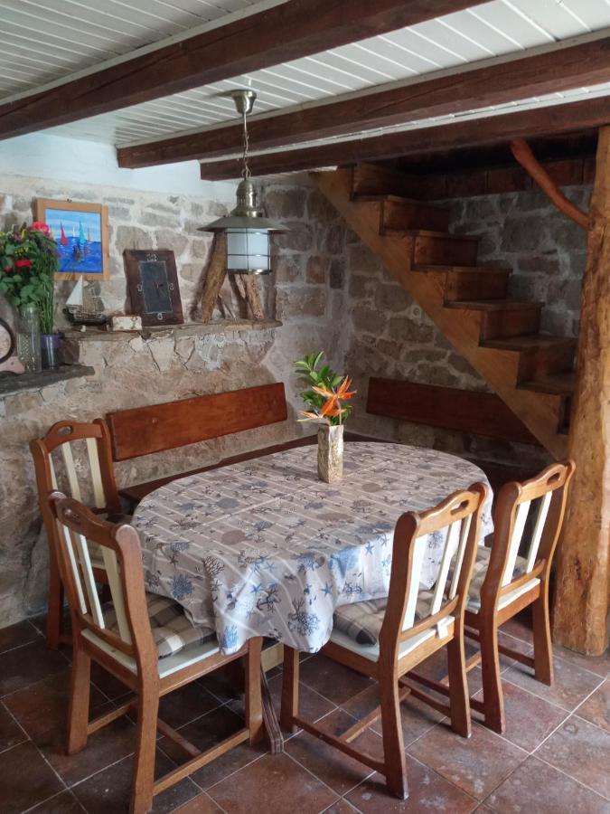 Holiday Home - Pavenka Donje Selo na Šolti المظهر الخارجي الصورة
